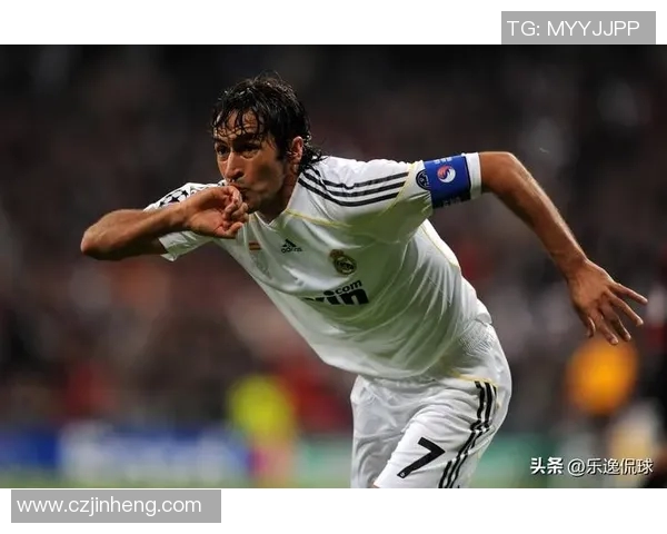 南美足球历代球星璀璨群像与绿茵传奇背后的荣耀与梦想