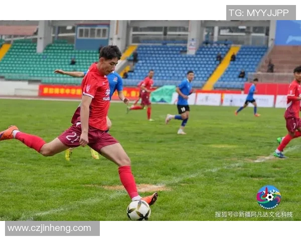 足球球星开直播分享训练生活与粉丝互动引发热议 足球球星开直播分享训练生活与粉丝互动引发热议